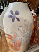 Vaas Margje L flower handpainted beige aardew 29x8x36,5cm