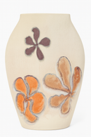 Vaas Margje S flower handpainted beige aardew 24,5x6,5x31cm